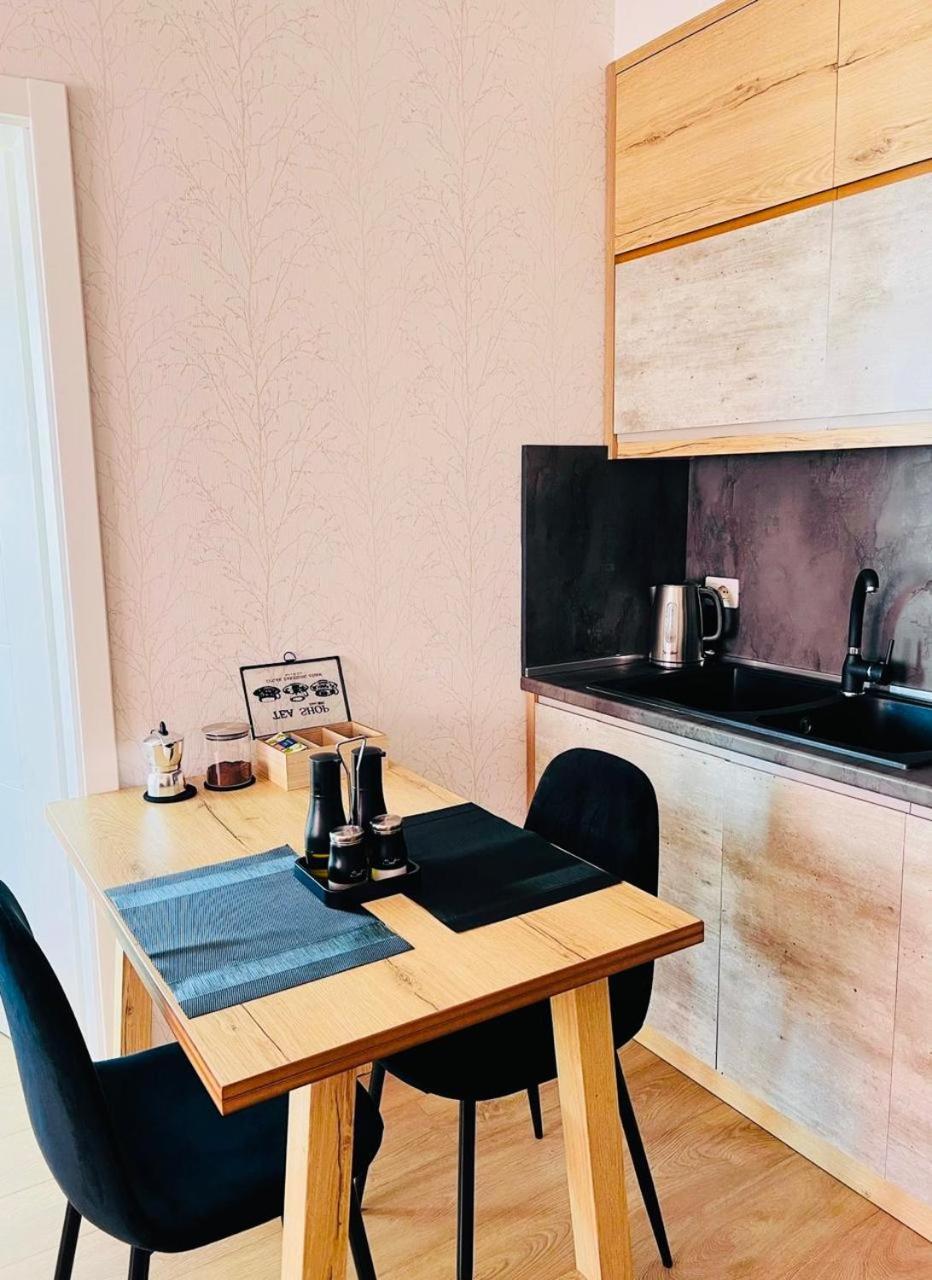 Soleil Apartment With Sunbed & Umbrella Vlore Luaran gambar