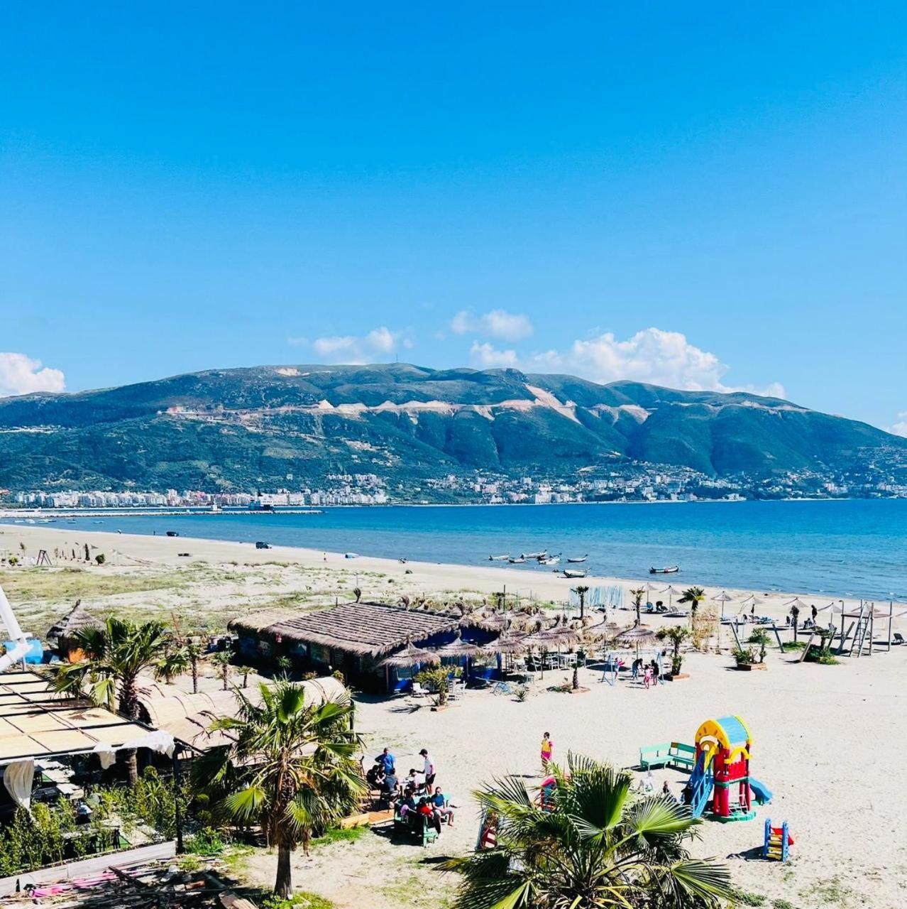 Soleil Apartment With Sunbed & Umbrella Vlore Luaran gambar